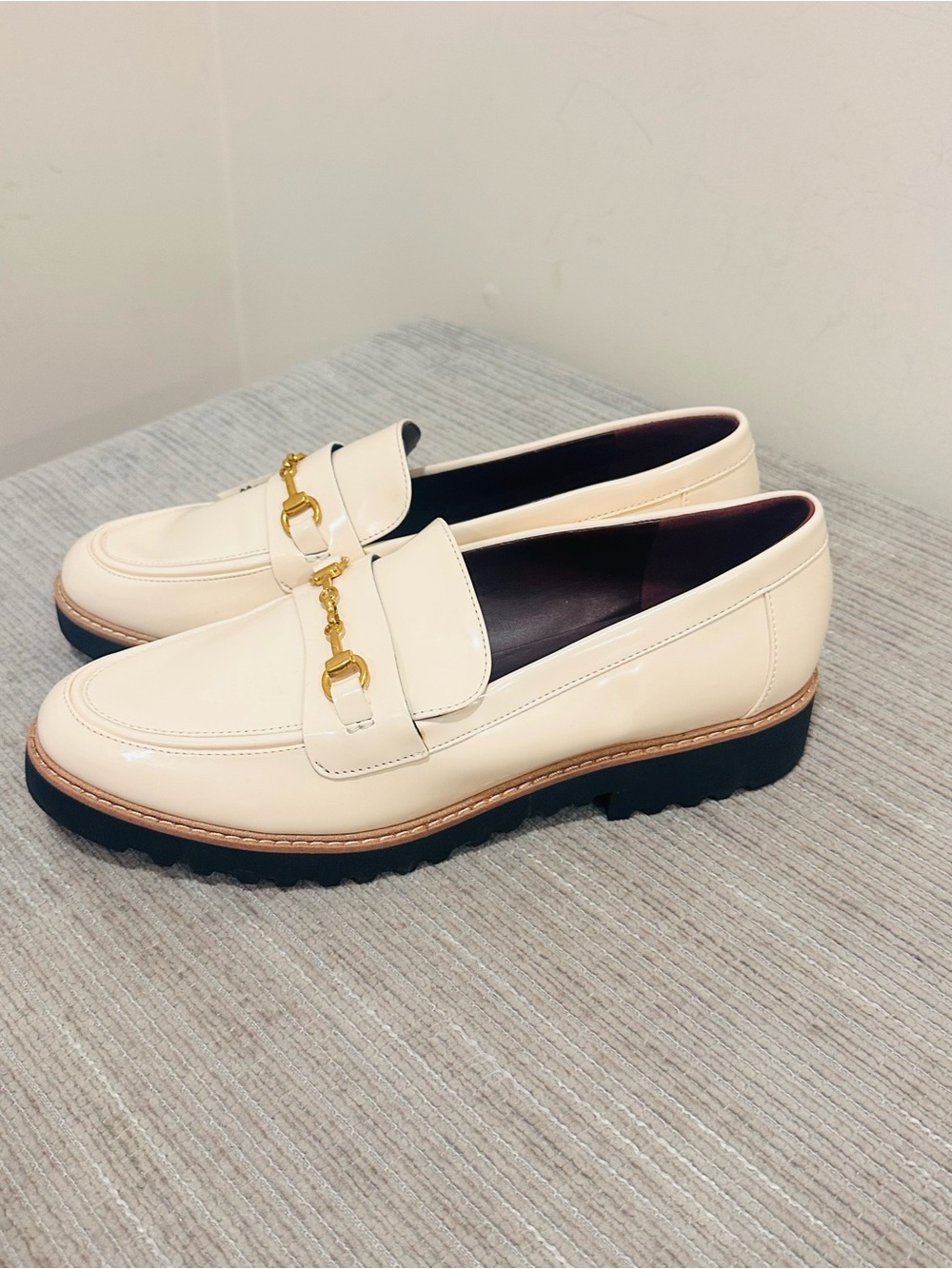 Franco Sarto Colette Women’s Lug Sole Loafers Cream Ivory Gold Bit Size 10M / 41